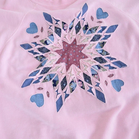 Vintage Hanes Pink With Cut Out Quilted Flower Design Crewneck Sweater XL - Picture 9 of 14